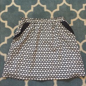 Pattern skirt with elastic waist